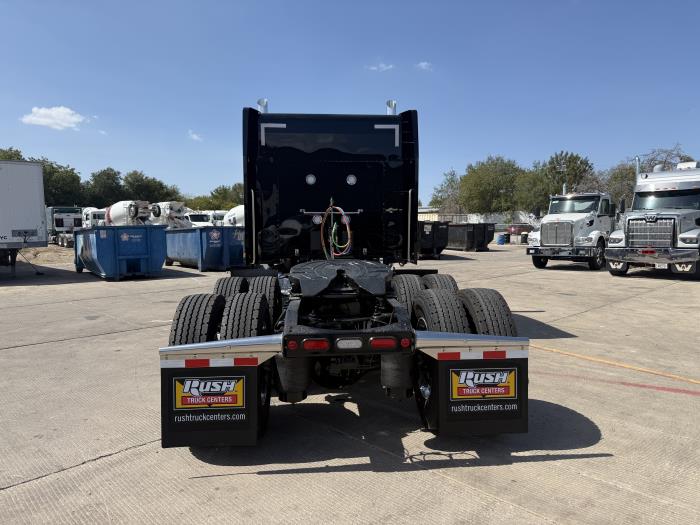 2027 Peterbilt 589-7