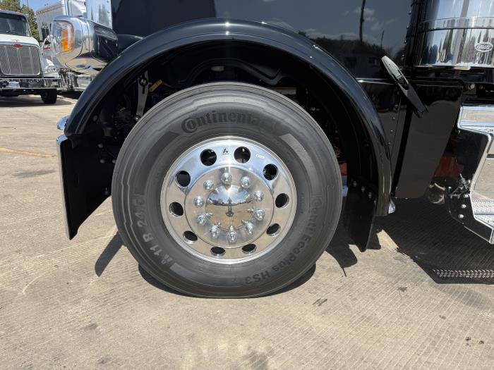 2027 Peterbilt 589-17