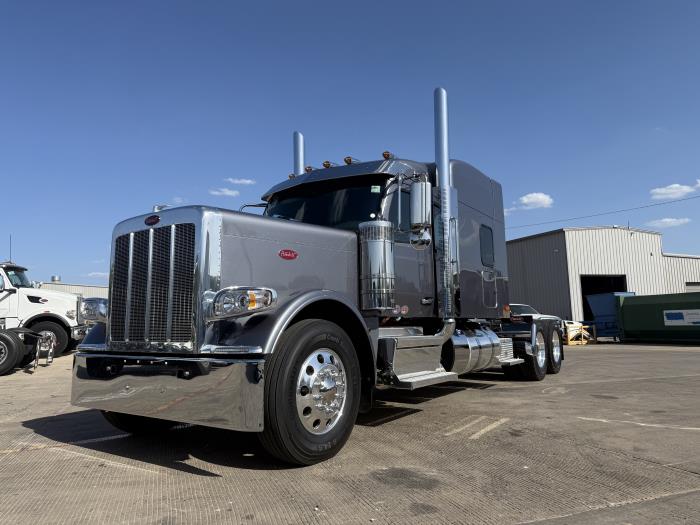 2027 Peterbilt 589-2