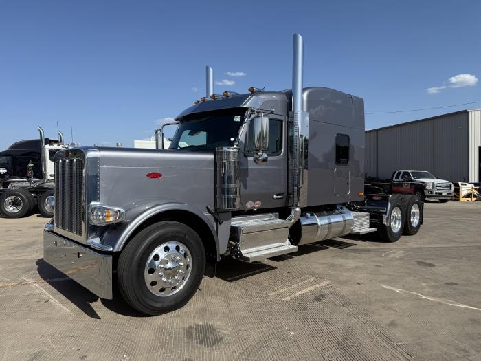 2027 Peterbilt 589-3