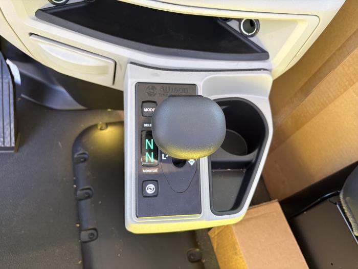 2027 Peterbilt 567-14