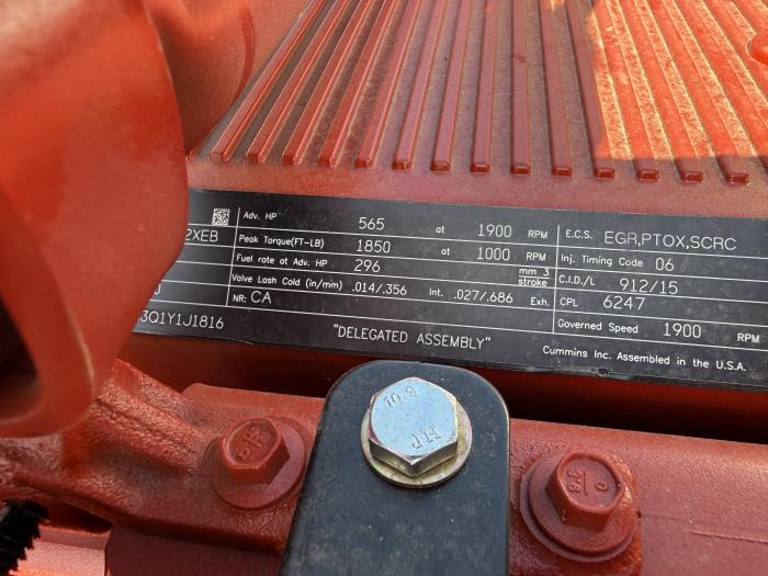2027 Peterbilt 589-64