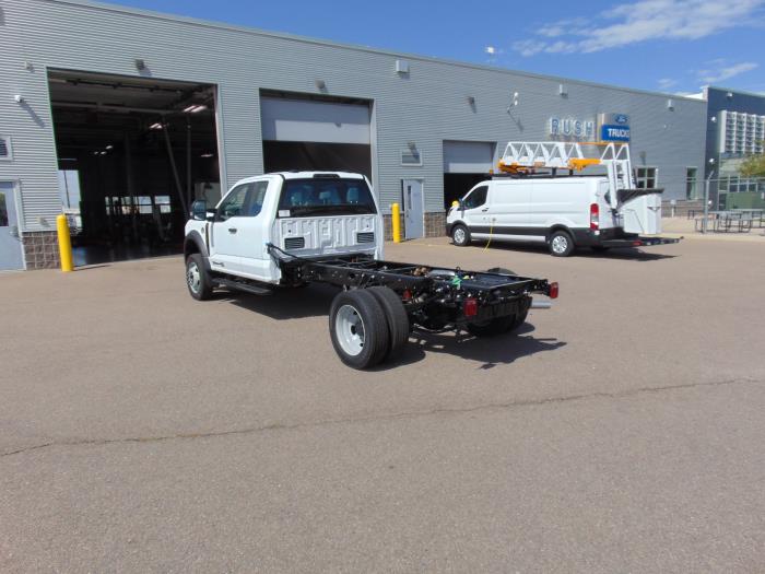2027 Ford F-450-7