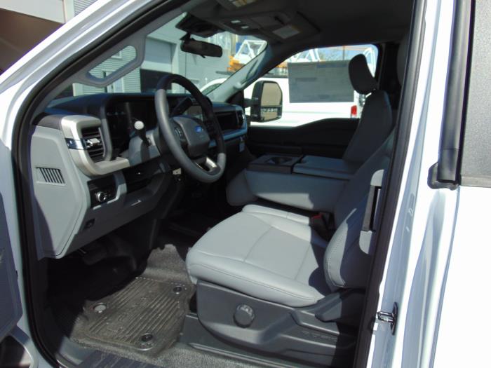 2027 Ford F-450-13