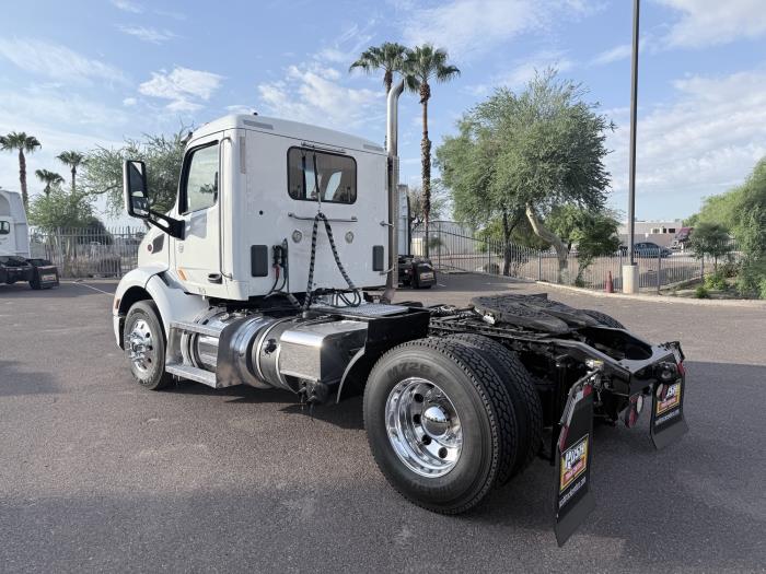 2018 Peterbilt 579-2