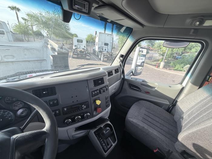 2018 Peterbilt 579-12