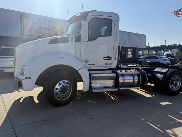 2022 Kenworth T880-5