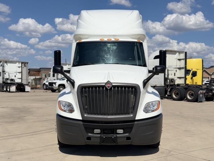 2022 International LT625-1