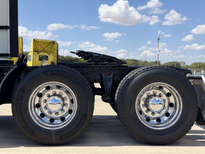 2022 International LT625-9
