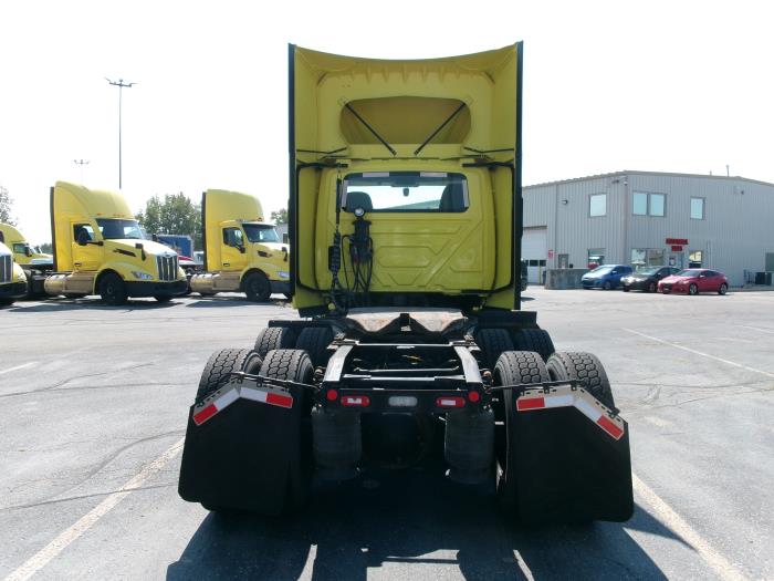 2023 International LT625-3