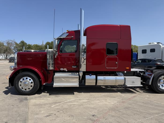 2027 Peterbilt 589-5