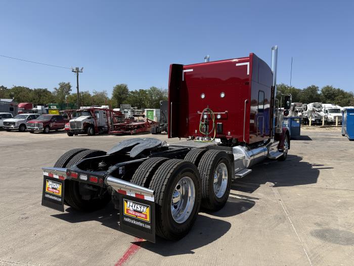 2027 Peterbilt 589-8