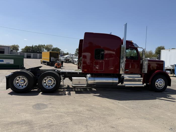 2027 Peterbilt 589-9