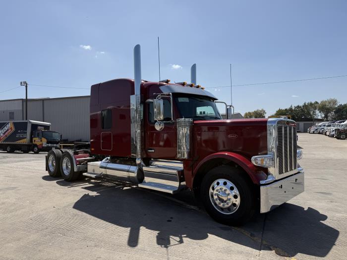 2027 Peterbilt 589-11