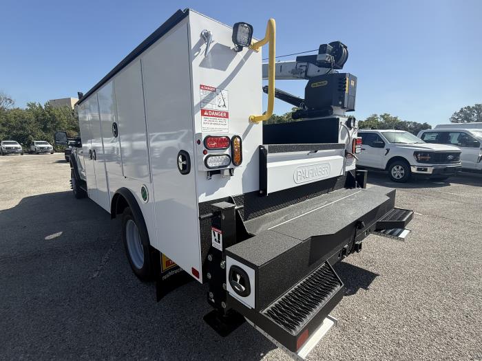 2026 Ford F-550-3