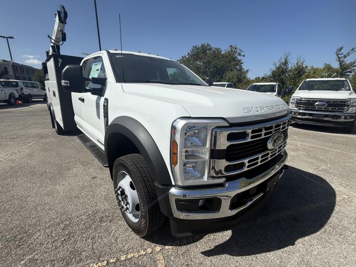 2026 Ford F-550-7