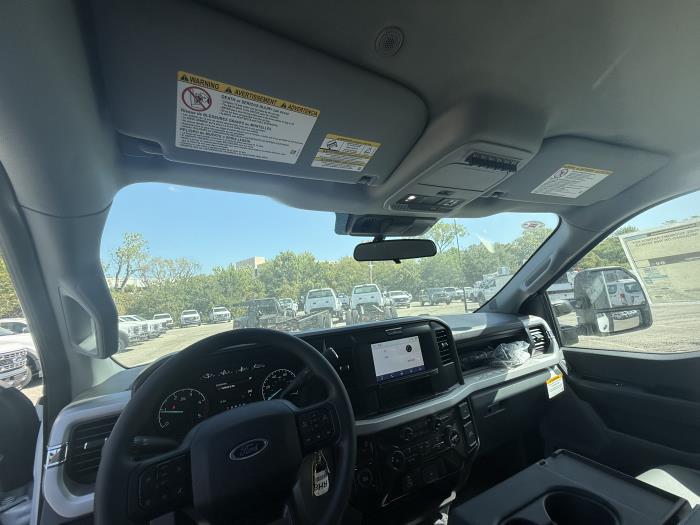 2026 Ford F-550-22