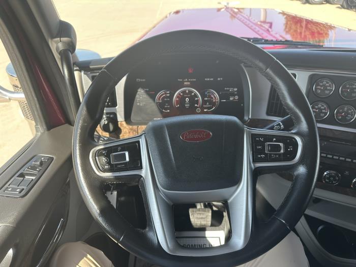 2025 Peterbilt 589-7