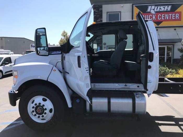 2027 Ford F-650-5