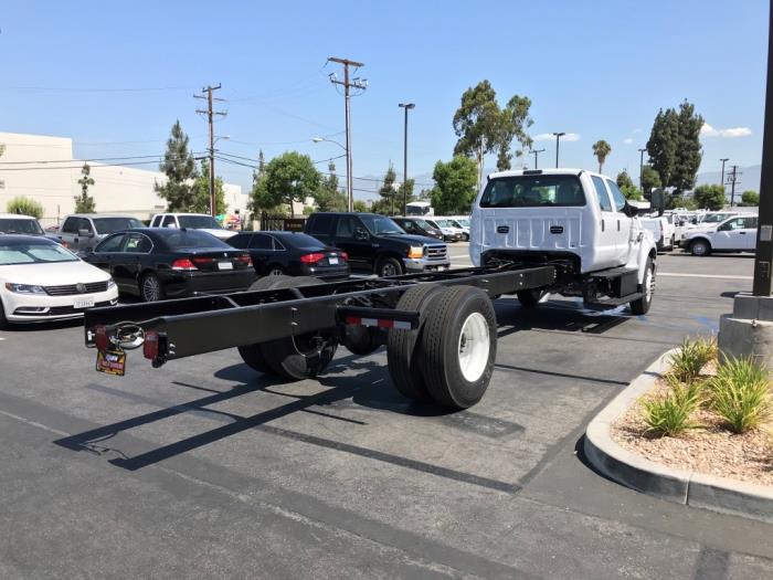 2027 Ford F-650-2