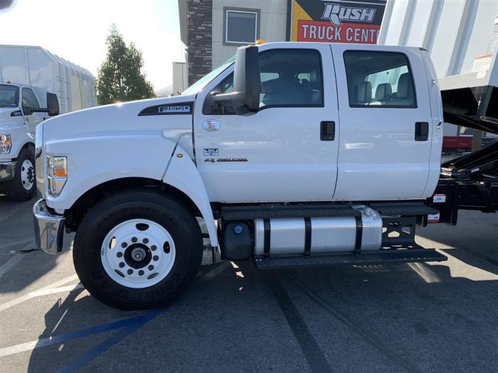 2027 Ford F-650-17