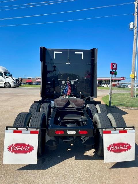 2023 Peterbilt 579-6