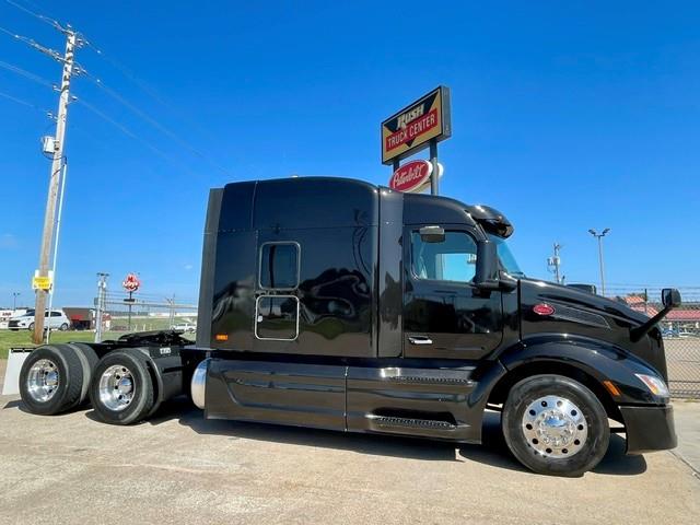 2023 Peterbilt 579-21