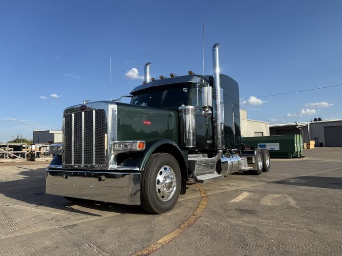 2027 Peterbilt 589-2