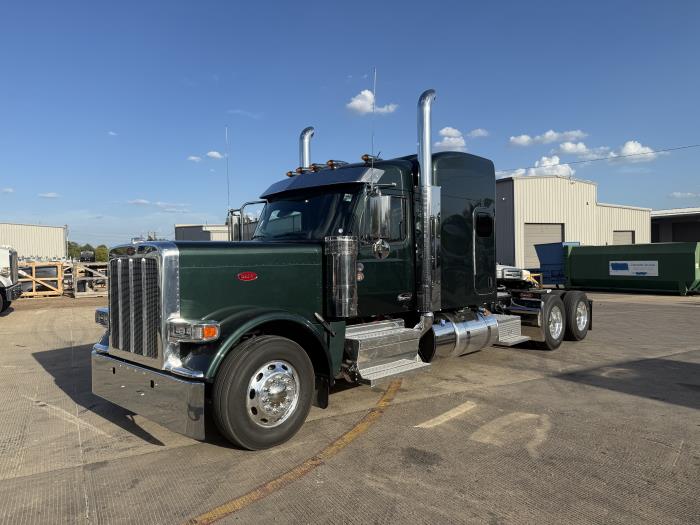 2027 Peterbilt 589-3