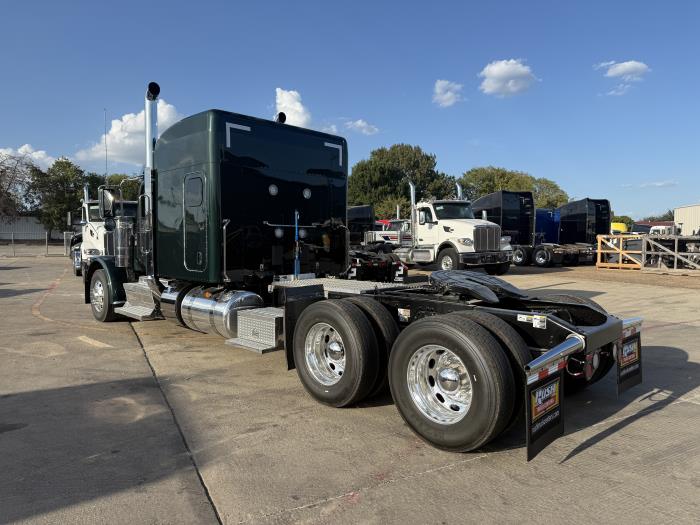 2027 Peterbilt 589-6