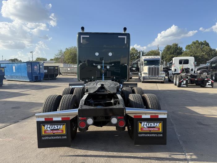 2027 Peterbilt 589-7