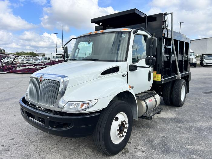 2021 International MV607-0