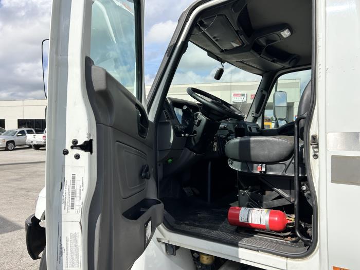 2021 International MV607-24