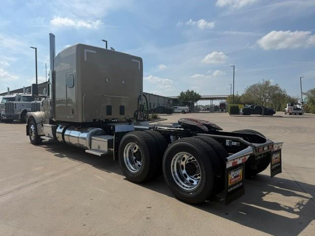 2027 Peterbilt 567-5