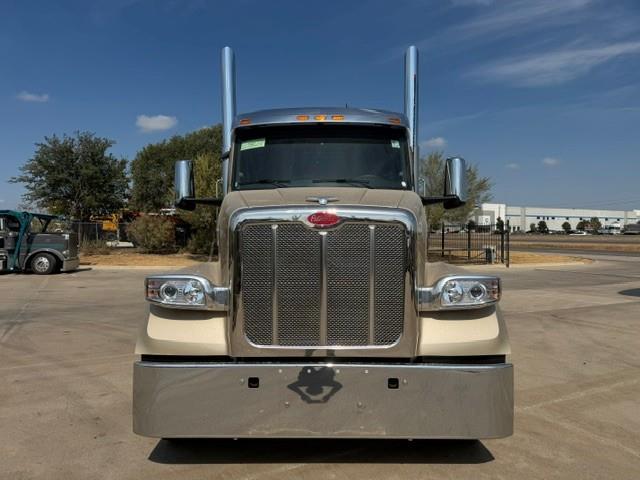 2027 Peterbilt 567-11