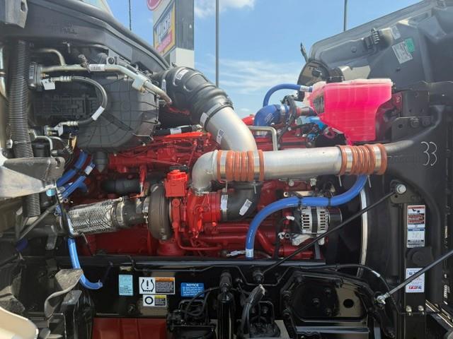 2027 Peterbilt 567-16