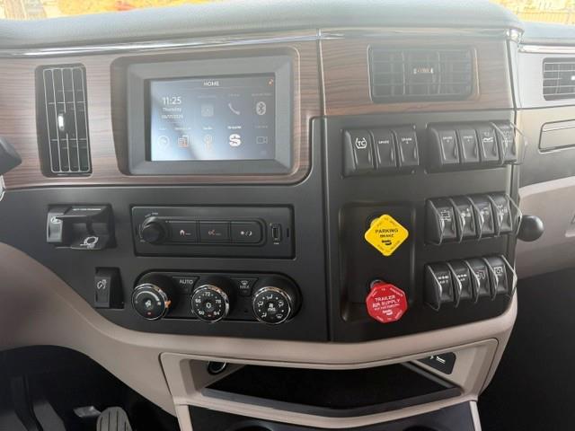 2027 Peterbilt 567-46