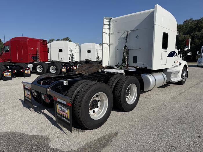 2022 Peterbilt 579-5