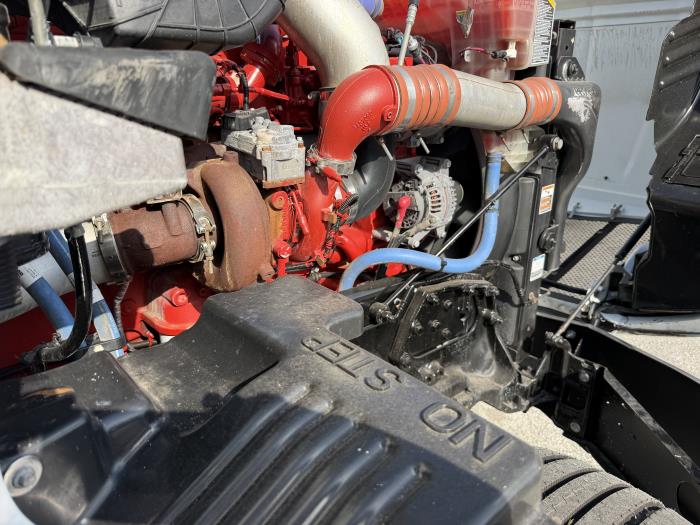 2022 Peterbilt 579-25