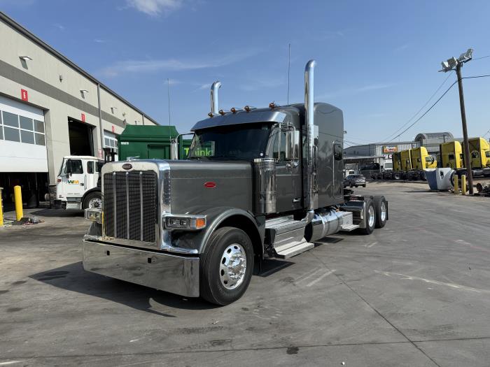 2027 Peterbilt 589-1