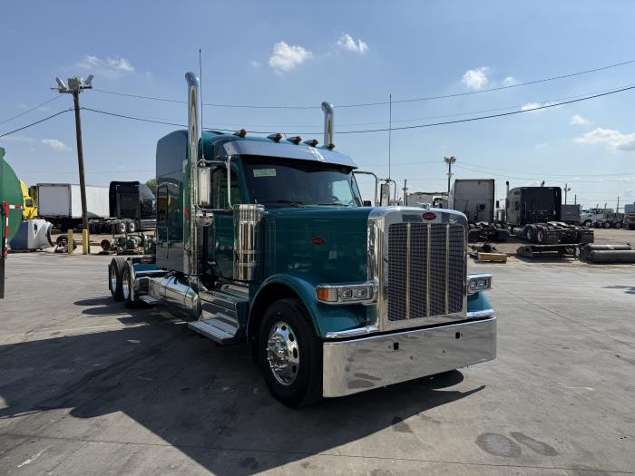 2027 Peterbilt 589-11