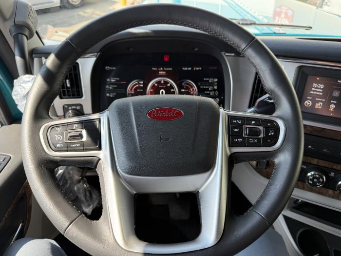 2027 Peterbilt 589-30