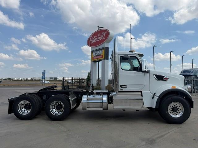 2027 Peterbilt 567-8