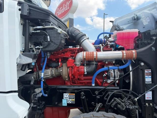 2027 Peterbilt 567-18
