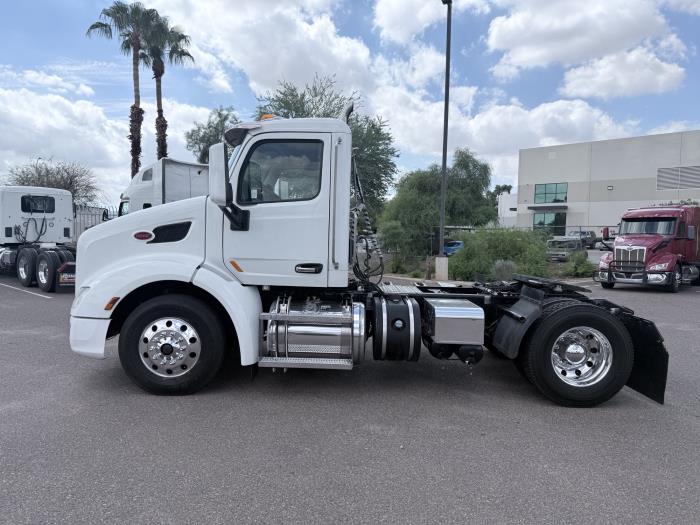 2018 Peterbilt 579-1