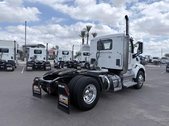 2018 Peterbilt 579-4