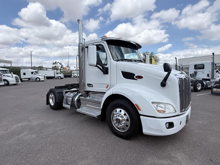 2018 Peterbilt 579-6