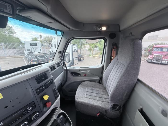 2018 Peterbilt 579-11
