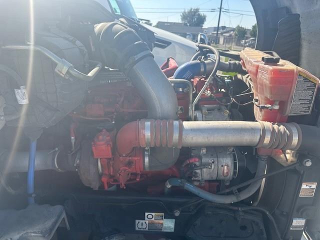 2022 Kenworth T680-4