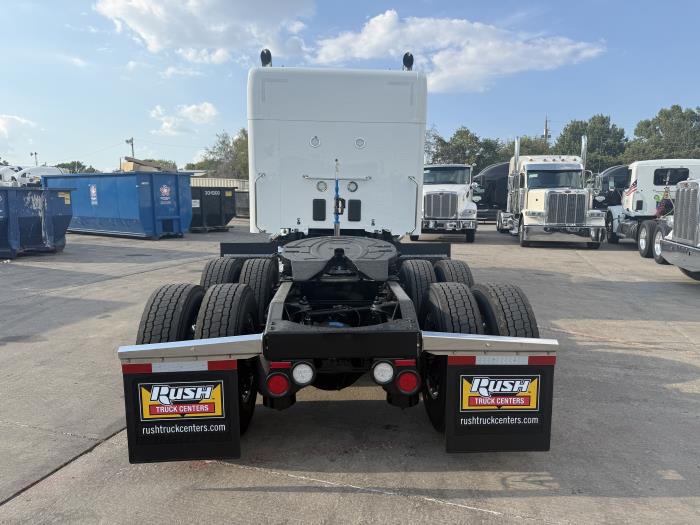 2027 Peterbilt 567-7